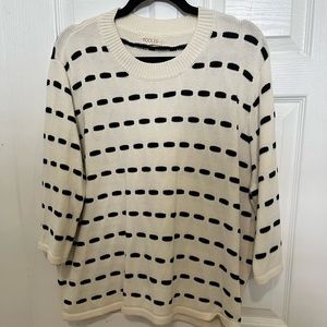 Black and white quarter sleeve sweater from Roolee. Worn once.